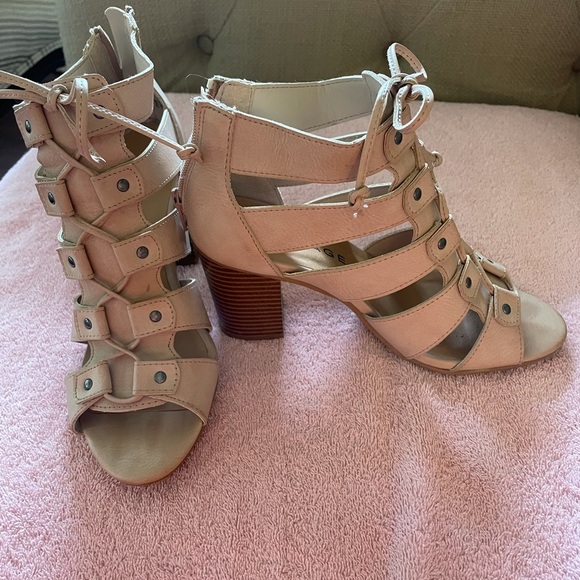 Rampage - Picture 2 of 5